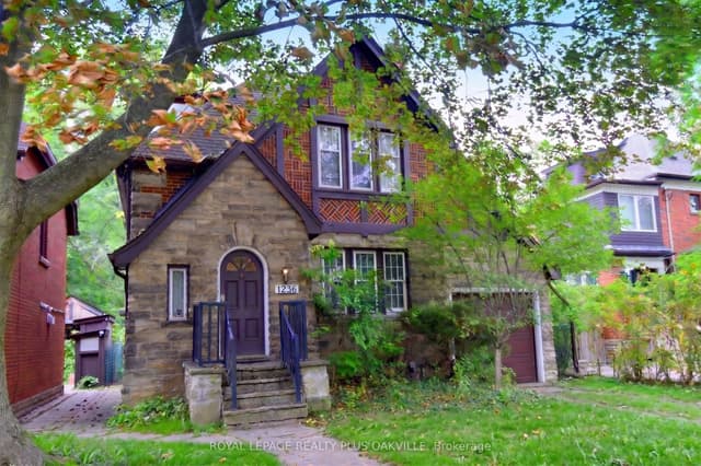 Detached at 1236 King Street W, Hamilton, ON L8S 1M6