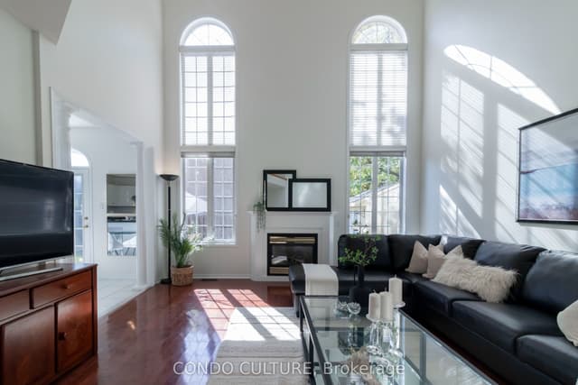 Detached at 5482 Churchill Meadows Boulevard, Mississauga, ON L5M 6N6