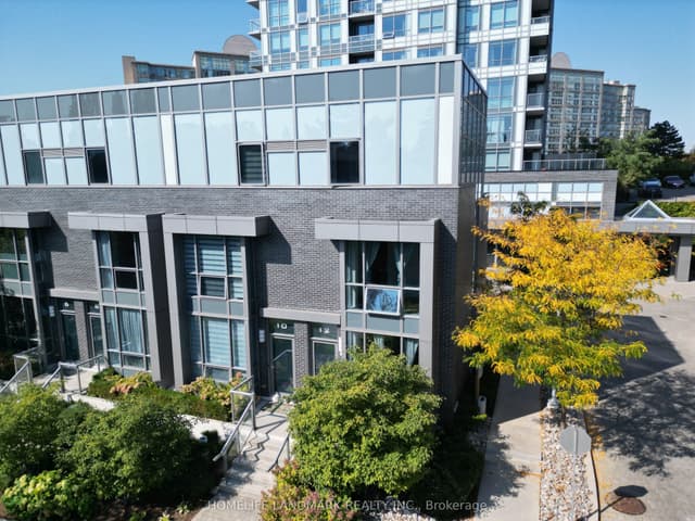 Condo Apartment at 18 Graydon Hall Drive TH12, Toronto, ON M3A 0A4, Toronto C13