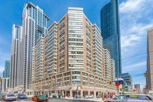 Condo Apartment at 717 Bay Street 605, Toronto, ON M5G 2J9, Toronto C01