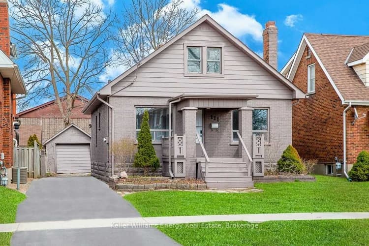 111 Oshawa Boulevard