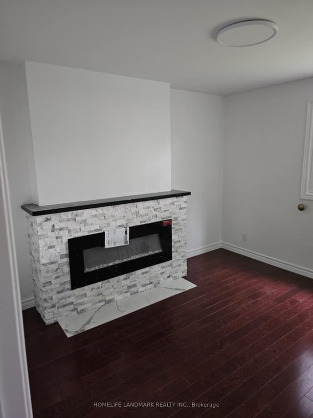 Detached at 775 Huntingwood Dr Huntingwood Drive Main floor unit, Toronto, ON M1T 2L5, Toronto E05