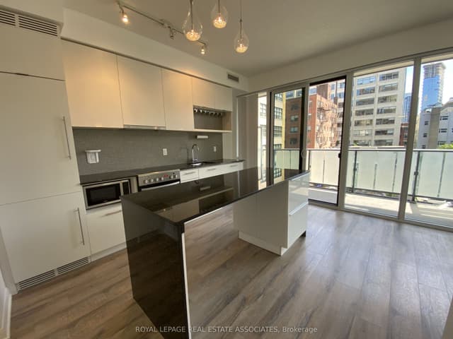 Condo Apartment at 435 Richmond Street W 405, Toronto, ON M5V 0N3, Toronto C01