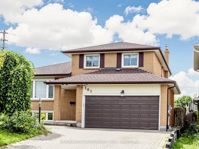 Detached at 101 Chieftain Crescent, Barrie, ON L4N 6J2