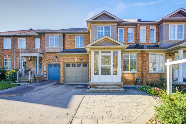 Att/Row/Townhouse at 25 Waterton Crescent, Richmond Hill, ON L4B 4L7