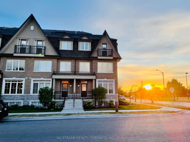 Att/Row/Townhouse at 181 Parktree Drive 18, Vaughan, ON L6A 5B1