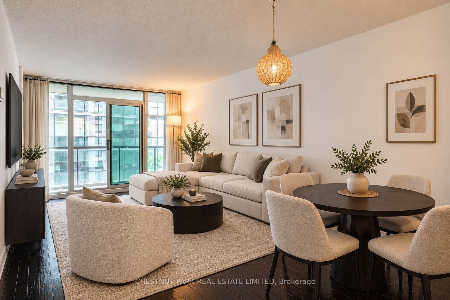 Suite 1008 · Floor 10, Unit 1008 · 30 Grand Trunk Cres