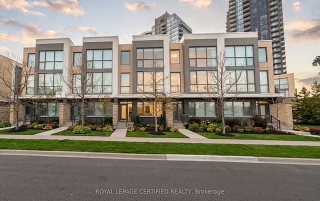 Condo Townhouse at 160 Little Creek Road 3, Mississauga, ON L5R 0E9