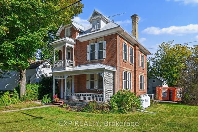 Detached at 122 Clarence Street, Lanark Highlands, ON K0G 1K0