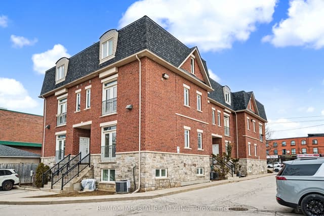 Condo Townhouse at 2964 Islington Avenue 2, Toronto, ON M9L 2K6, Toronto W05