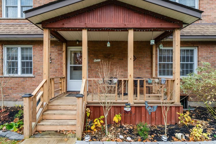 140 Wolfe Trail