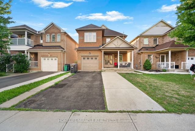 Detached at 21 Chalkfarm Crescent, Brampton, ON L7A 3V8