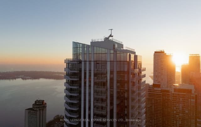 Condo Apartment at 28 Freeland Street 5301, Toronto, ON M5E 0E3, Toronto C08