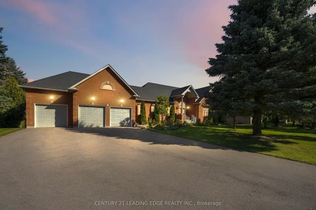 Detached at 24 George Pipher Lane, Whitchurch-Stouffville, ON L4A 1M4