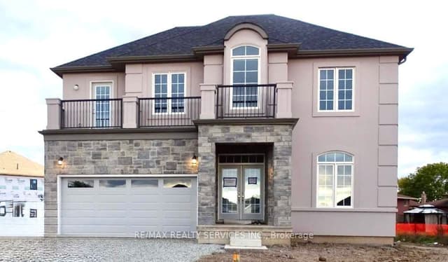Detached at 204 Bethune Avenue, Welland, ON L3B 0H6