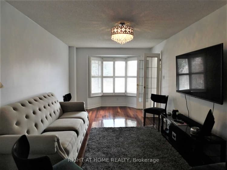 128 William Stephenson Drive