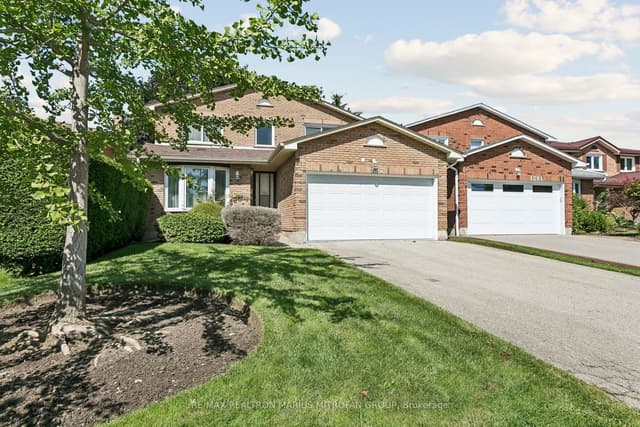 Detached at 1287 Willowbank Trail, Mississauga, ON L4W 3P9