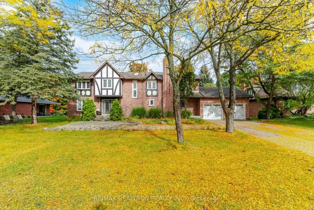 Detached at 80 East Humber Drive, King, ON L7B 1B6