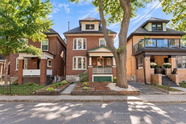 Detached at 61 Garfield Avenue S, Hamilton, ON L8M 2R9