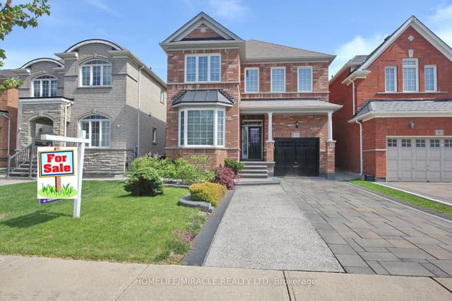 Detached at 11 Bluffmeadow Street, Brampton, ON L6P 3K3