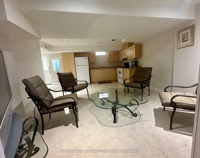 Detached at 156 Jefferson Forest Drive Basement, Richmond Hill, ON L4E 4K6