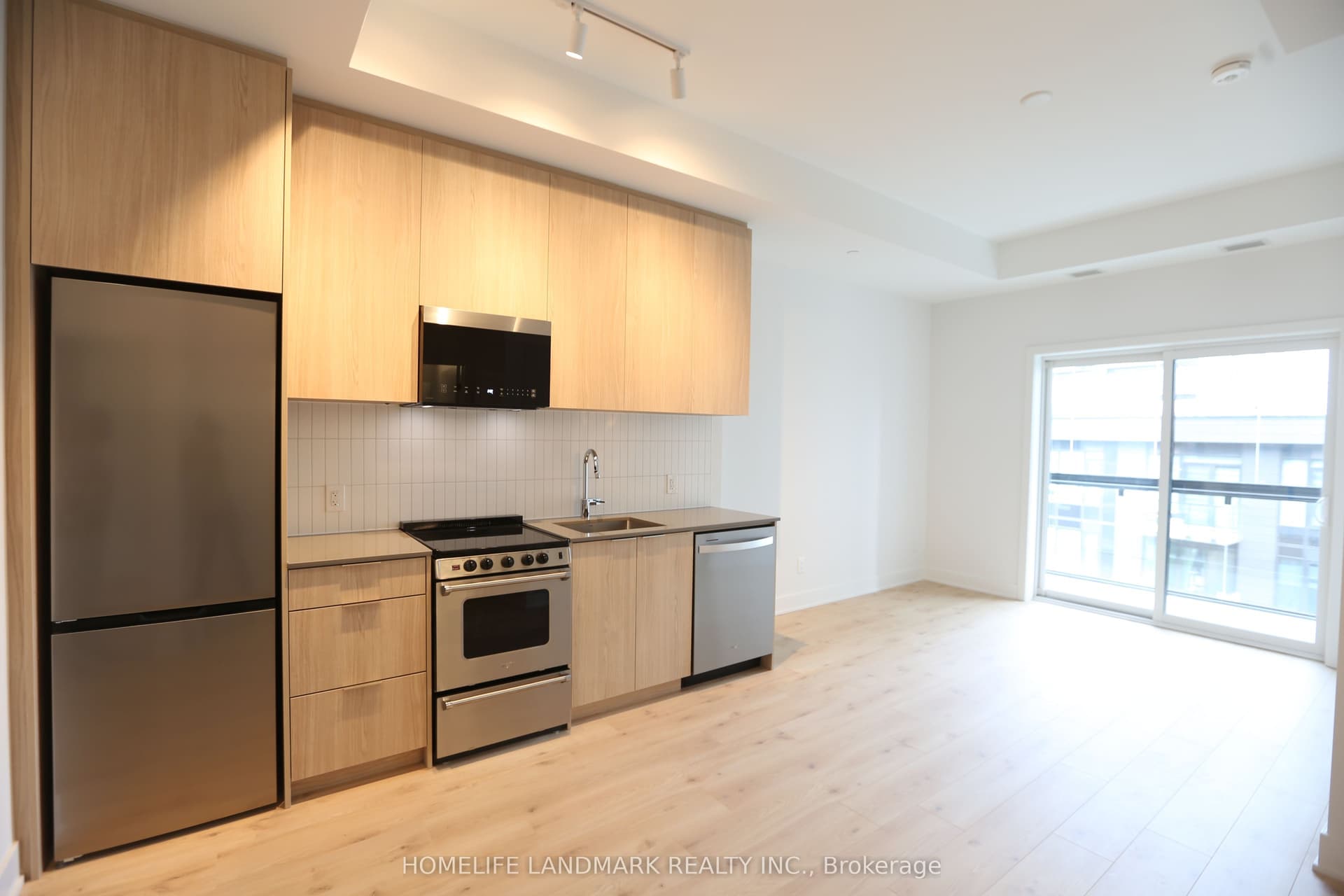 Suite 713 · Floor 7, Unit 713 · 3008 William Cutmore Blvd