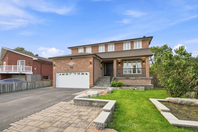 Detached at 816 Sheppard Avenue, Pickering, ON L1V 1G5