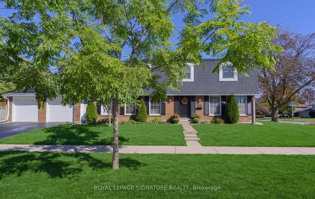Detached at 1 Kenmanor Boulevard, Toronto, ON M1W 1R4, Toronto E05