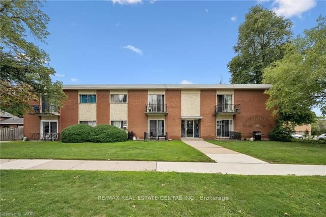 Multiplex at 25 Walton Avenue, Kitchener, ON N2C 2B4