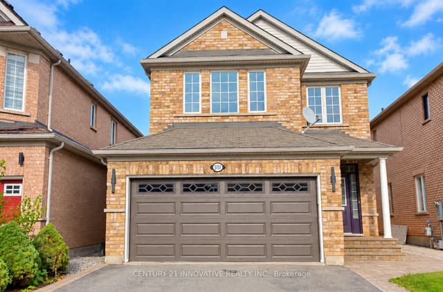 Detached at 5151 Oscar Peterson Boulevard, Mississauga, ON L5M 7W4