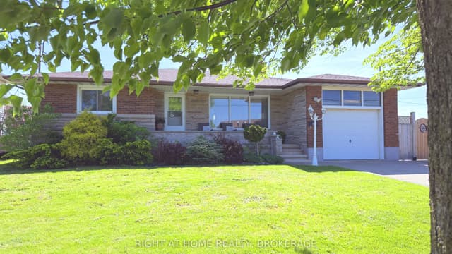 Detached at 94 Wellington Street, Welland, ON L3B 1B1