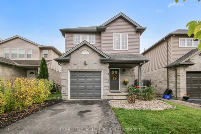 Detached at 1827 Bloom Crescent, London North, ON N5X 4N2