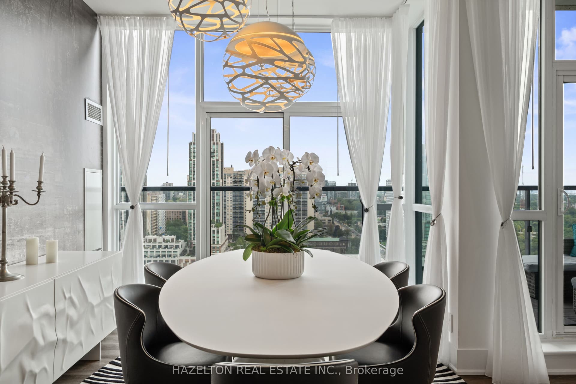 Suite 1802 · Floor 18, Unit 1802 · 1486 Bathurst St