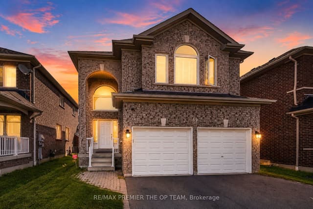 Detached at 59 Chatterson Street, Whitby, ON L1R 0B3