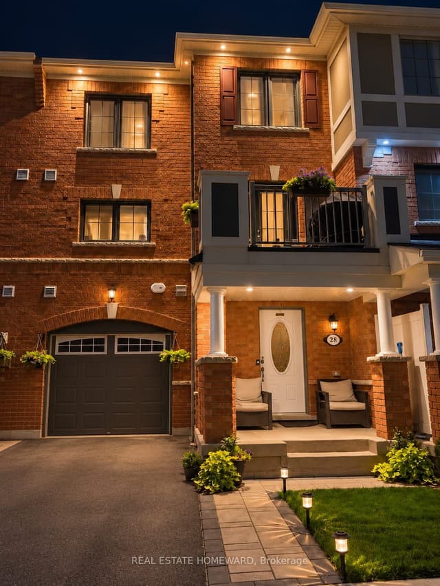 Att/Row/Townhouse at 28 Goldeye Street, Whitby, ON L1P 1Y5