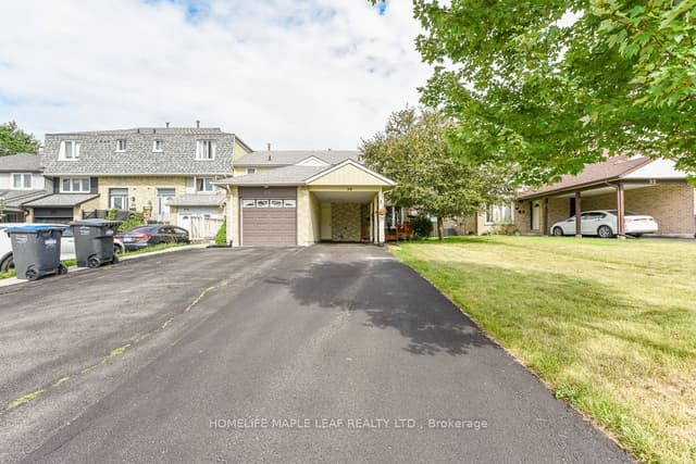 Att/Row/Townhouse at 30 Primrose Crescent, Brampton, ON L6Z 1E2