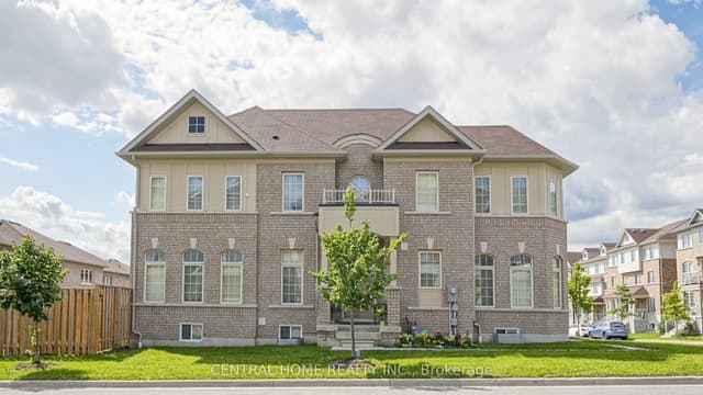 Detached at 25 Camilleri Road, Ajax, ON L1Z 0T2