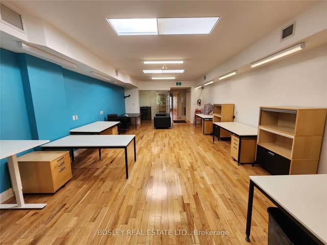 Office at 1052 Queen Street W 2nd Flr, Toronto, ON M6J 1H7, Toronto C01