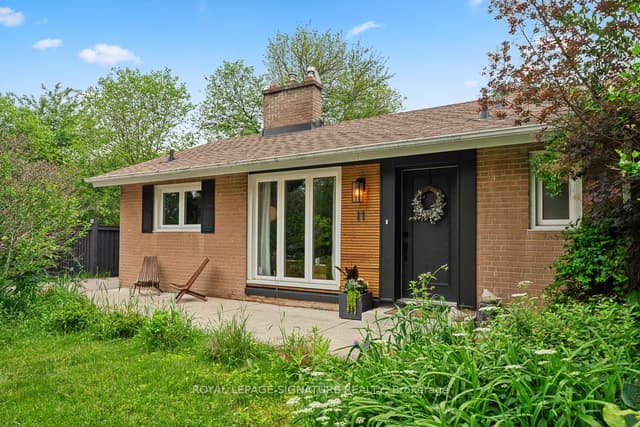 Detached at 11 Yewfield Crescent, Toronto, ON M3B 2Y4, Toronto C13