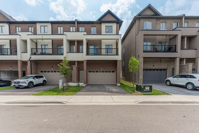 Att/Row/Townhouse at 32 Alan Williams Trail, Uxbridge, ON L9P 0R6