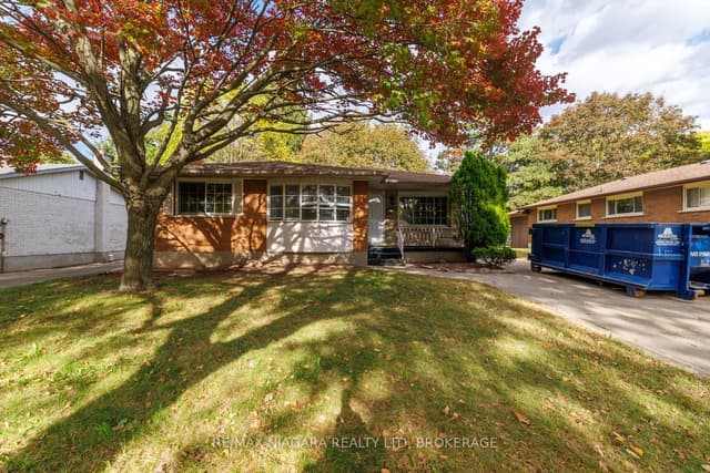 Detached at 4344 PETTIT Avenue, Niagara Falls, ON L2E 6K8