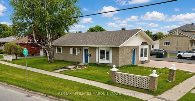 Detached at 1101 Mcconnell Avenue, Cornwall, ON K6H 4N2