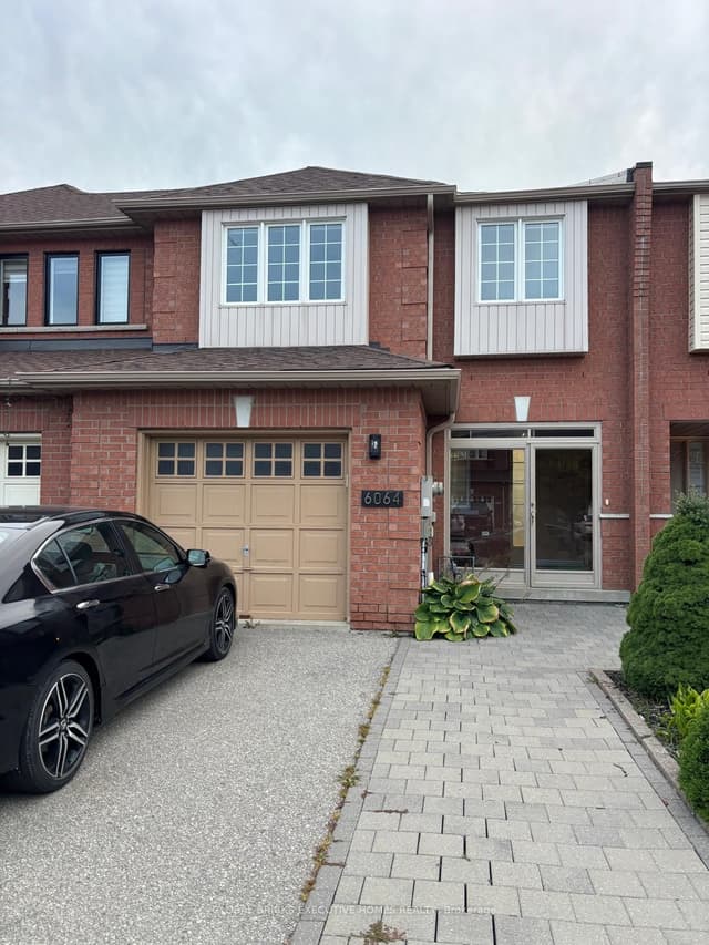 Att/Row/Townhouse at 6064 Coxswain Crescent, Mississauga, ON L5V 2Z9