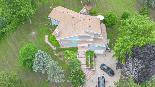 Detached at 10799 15 Side Road, Halton Hills, ON L7G 4S6