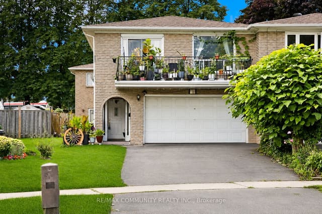 Semi-Detached at 17 Tineta Crescent, Toronto, ON M1S 2Y5, Toronto E07