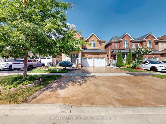Detached at 35 Godliman Road, Brampton, ON L6X 5G3