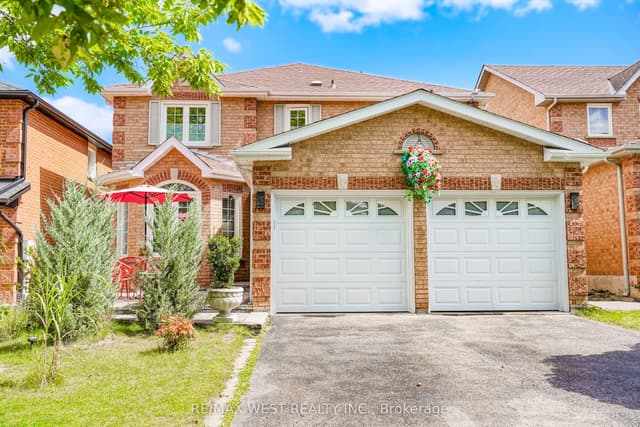 Detached at 67 Dawlish Avenue, Aurora, ON L4G 6R4
