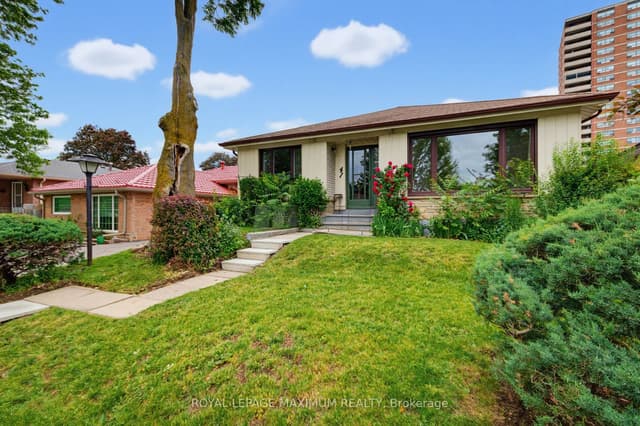 Detached at 41 Strathavon Drive, Toronto, ON M9V 2H4, Toronto W10