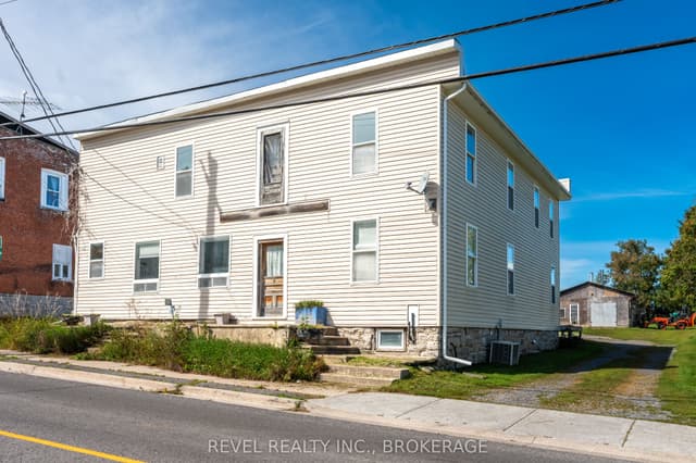 Detached at 2939 County Rd 14 Road E, Stone Mills, ON K0K 1Z0