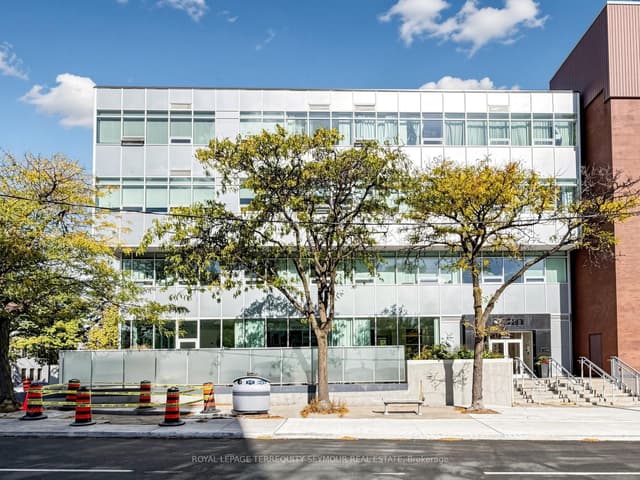 Condo Apartment at 562 Eglinton Avenue E 401, Toronto, ON M4P 1P1, Toronto C10